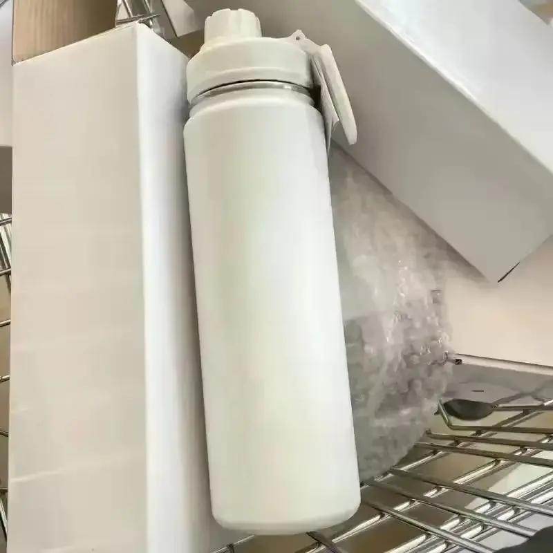 Revive Your Hydration: 710ml Insulated Stainless Steel Water Bottle - Leakproof & Portable! - Creatique