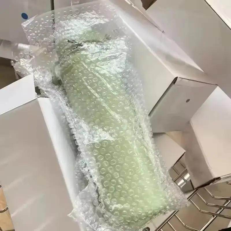 Revive Your Hydration: 710ml Insulated Stainless Steel Water Bottle - Leakproof & Portable! - Creatique