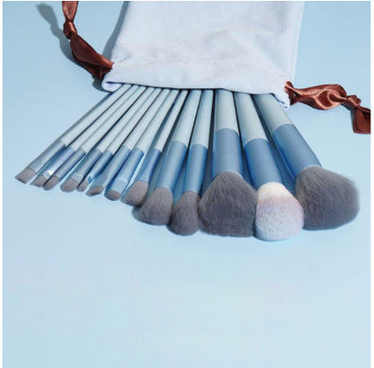 13-piece cosmetic brush kit with travel-friendly carrying case
