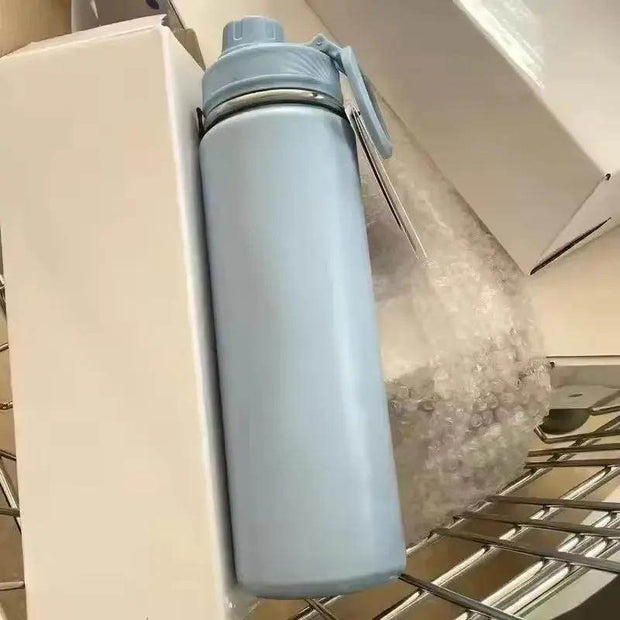 Revive Your Hydration: 710ml Insulated Stainless Steel Water Bottle - Leakproof & Portable! - Creatique