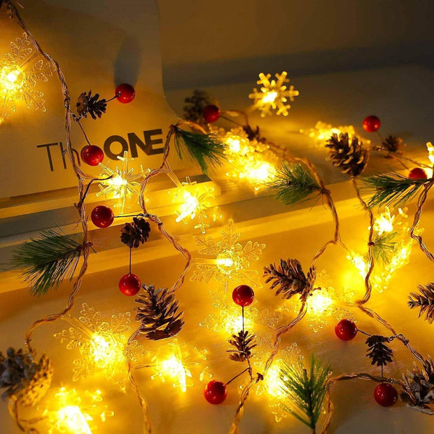 30 Led 10Ft Christmas Garland Snowflake Lights, Pine Cones Red Berry Battery Operated Fairy String Lights 8 Lighting Modes with Timer Indoor Outdoor Tree Decor Fireplace Mantle Decorations Warm White - Creatique